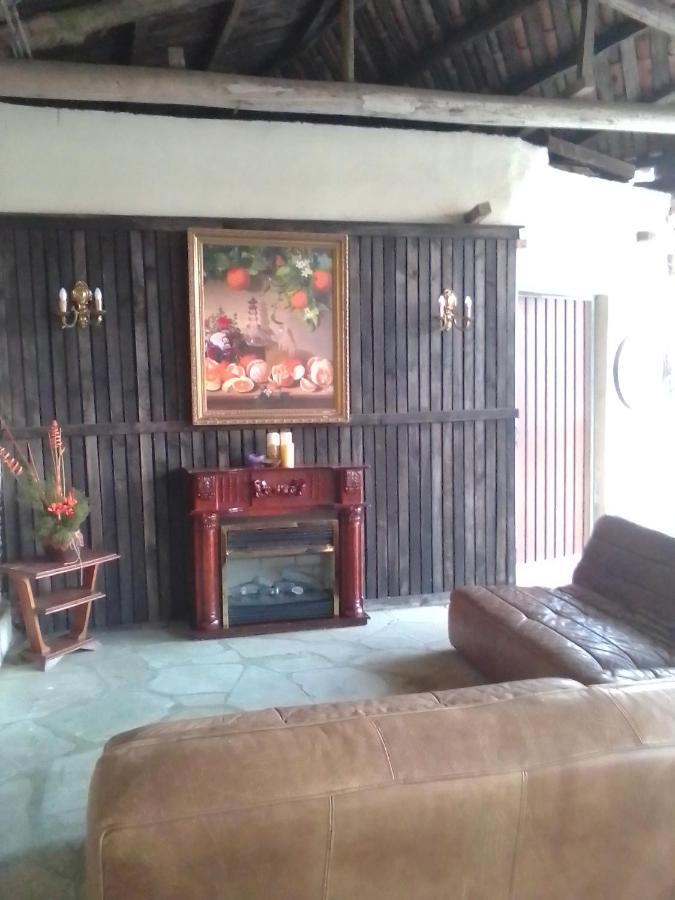 Casa Milia Affittacamere Castaneda  Esterno foto