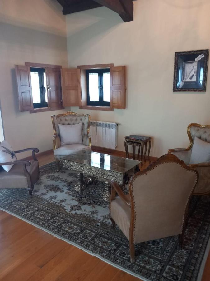 Casa Milia Affittacamere Castaneda  Esterno foto