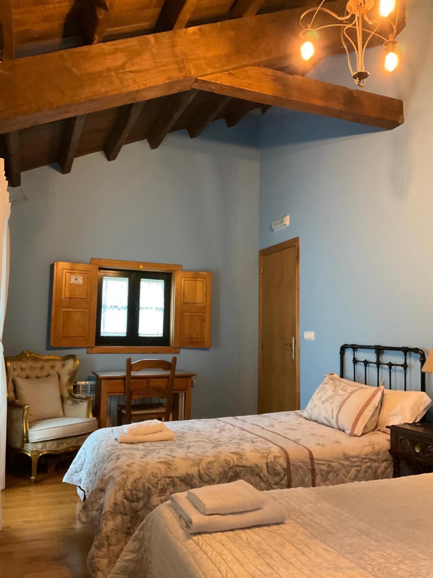 Casa Milia Affittacamere Castaneda  Esterno foto