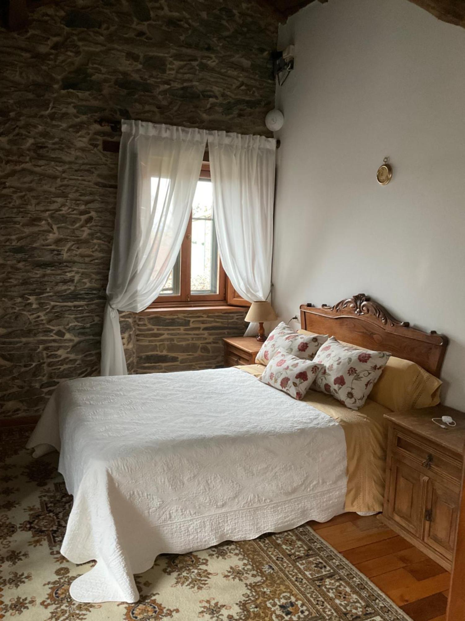 Casa Milia Affittacamere Castaneda  Esterno foto